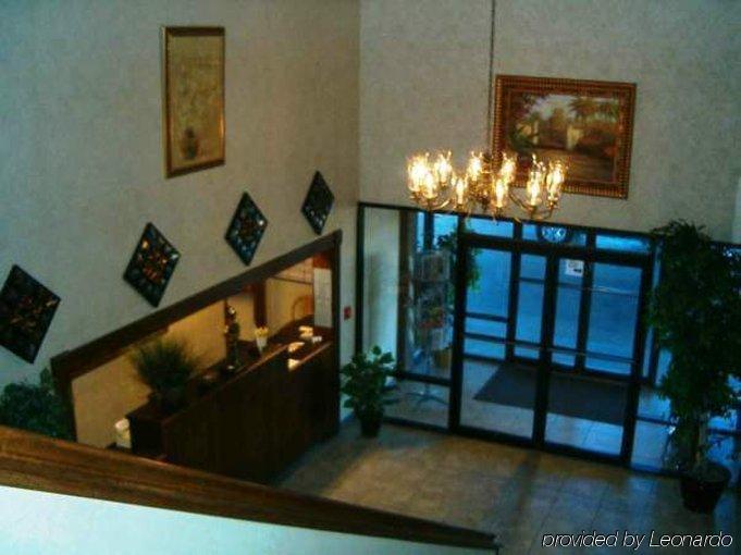 Americas Best Value Inn & Suites Ft Collins E At I-25 Fort Collins Interior photo