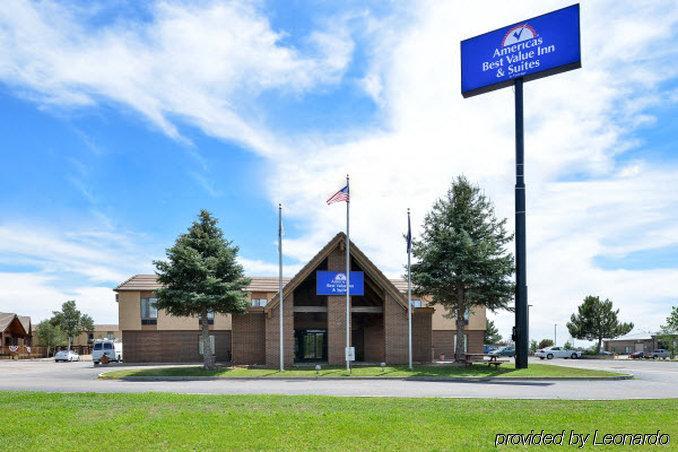 Americas Best Value Inn & Suites Ft Collins E At I-25 Fort Collins Exterior photo