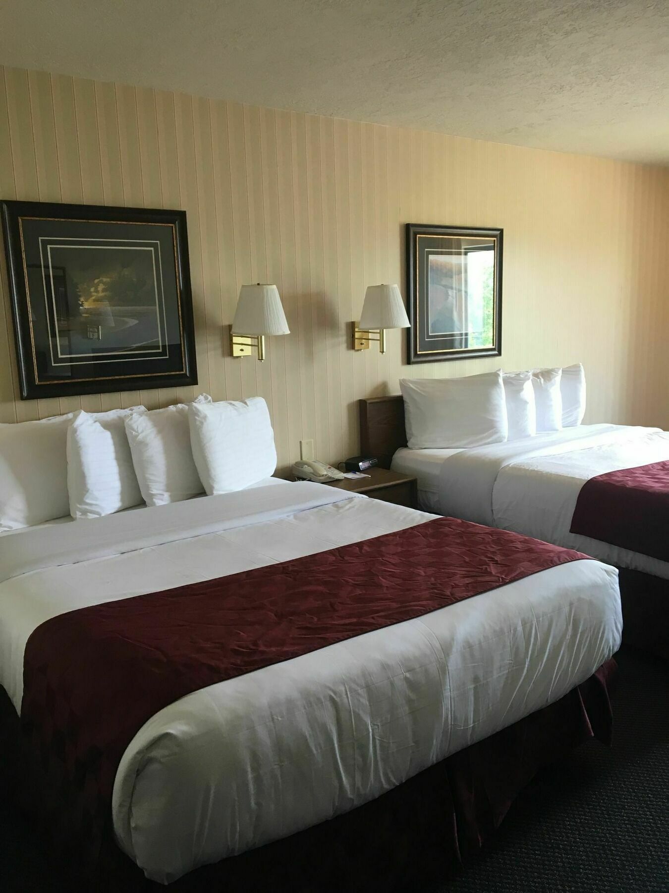 Americas Best Value Inn & Suites Ft Collins E At I-25 Fort Collins Exterior photo
